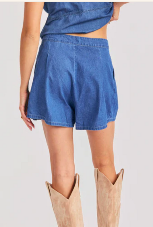 Rango Pleated Shorts