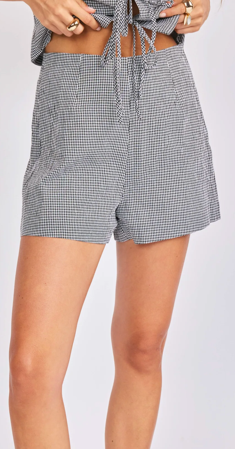 Boardwalk Hot Short