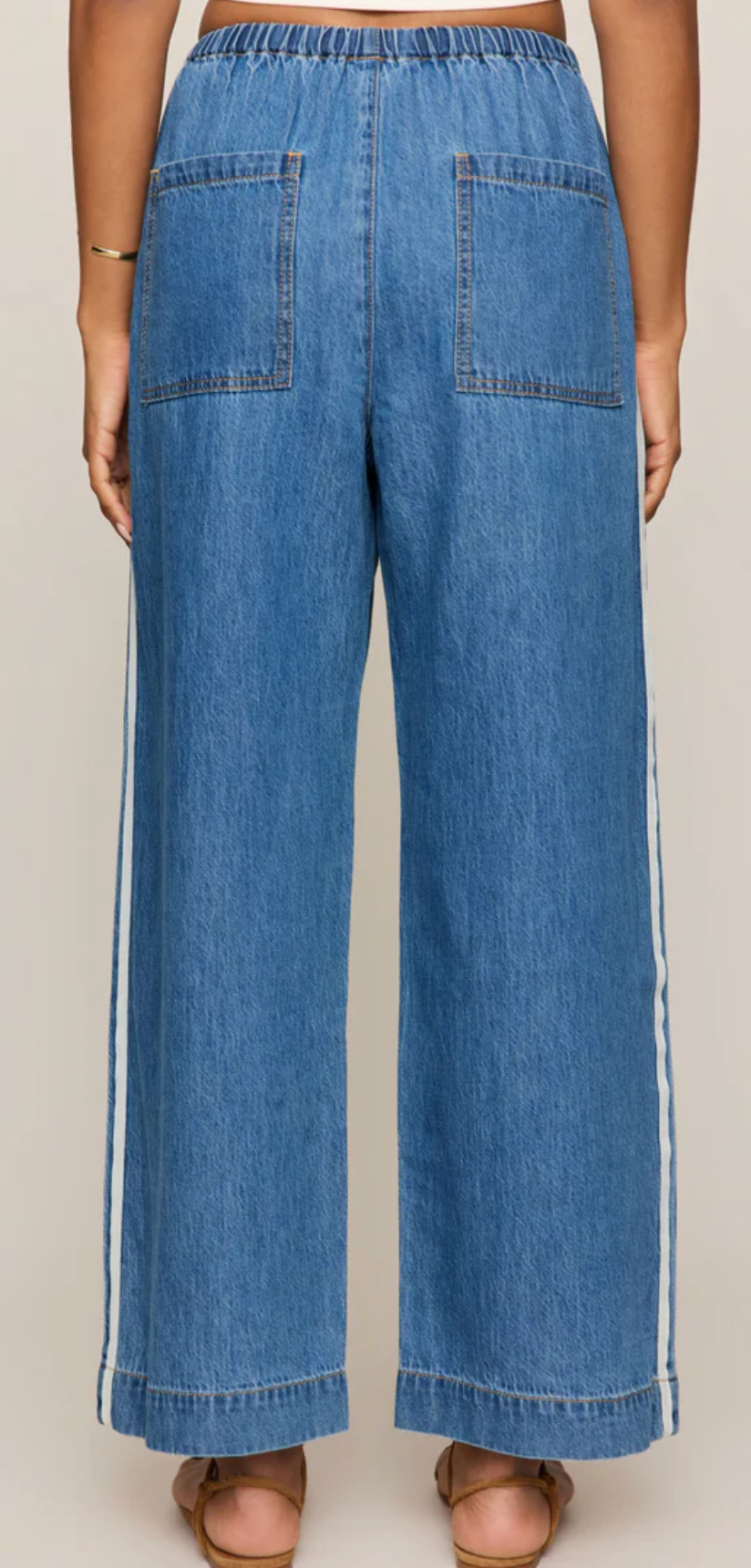 Sidelines Track Pant